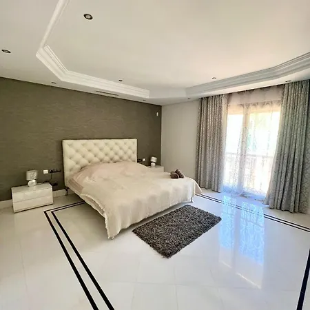 3 Bedroom On The Waterfront Puerto Banus Apartment